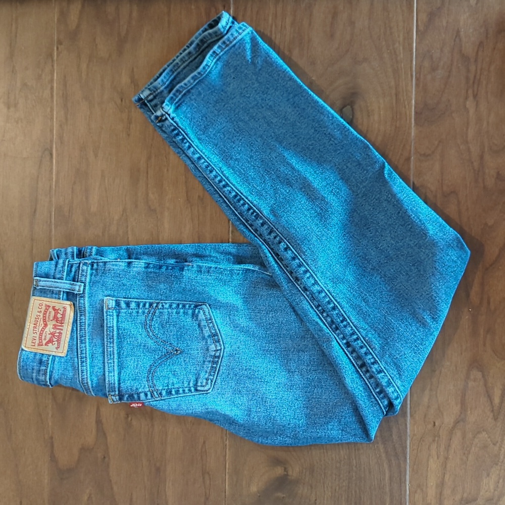 Levi Wedgie Straight